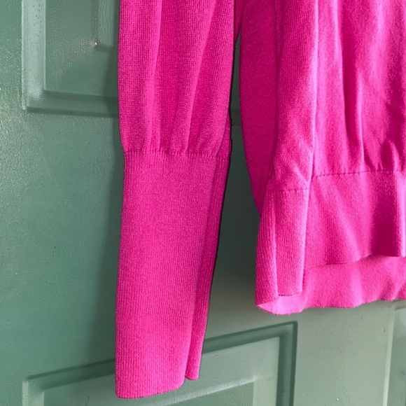 Loft size small beautiful pink lightweight sweater - Picture 4 of 6